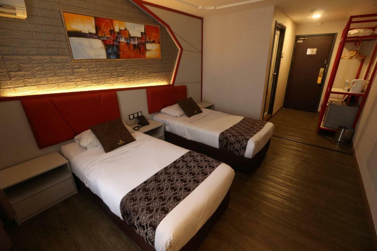 Golden Nasmir Hotel บูกิต เมอร์ตาจัม ภายนอก รูปภาพ